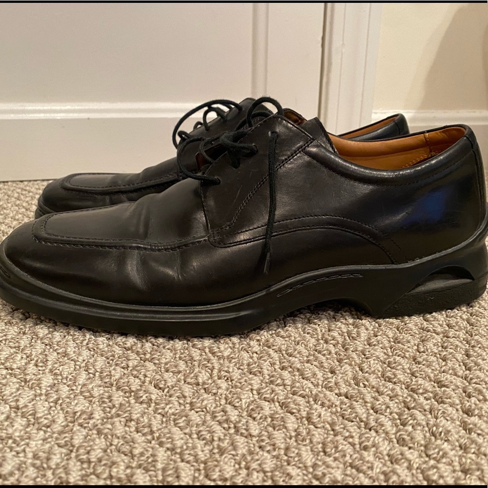 Men’s Cole Haan Dress shoes -size 11